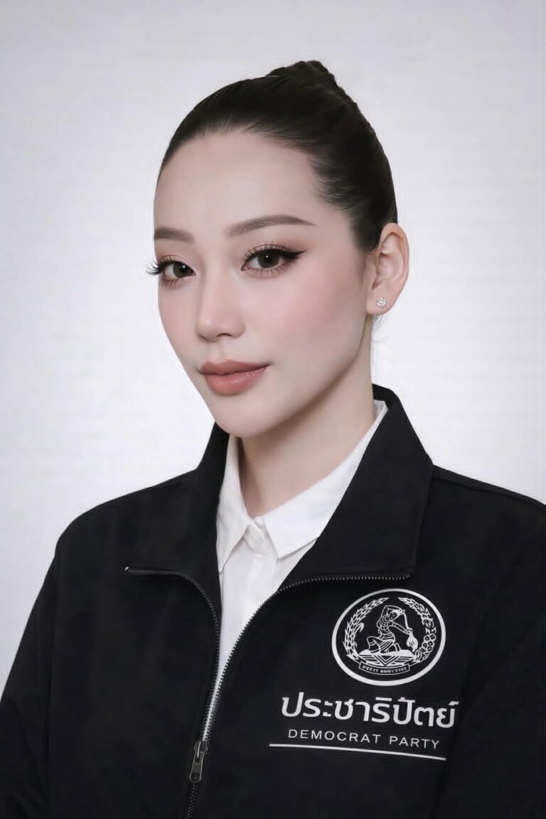 โค้งสุดท้ายมาแรง! “เฟม ศณิศา” ชื่อถูกพูดถึงต่อเนื่อง จากงานพื้นที่สู่กระแสหลัก
